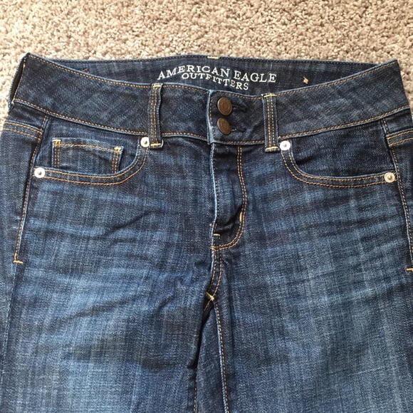American Eagle women’s Artist Crop Jeans size 2 - Picture 3 of 4